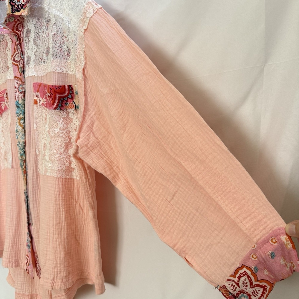 POL Patchwork Floral Trim Long Sleeve Women's Gauze Button Up‎ Shirt Size M - Picture 6 of 16